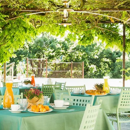 Fattoria Di Monticello Farm stay *